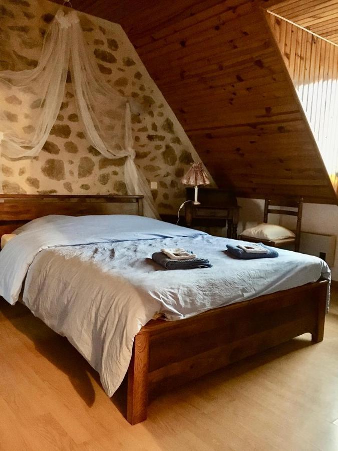 Lo Soulenquo A Fonteilles Sur Le Gr 65 Bed & Breakfast Golinhac Ngoại thất bức ảnh